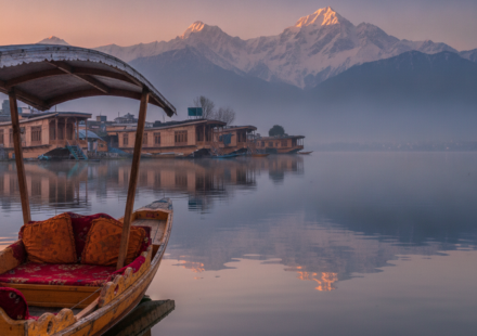what is a travel guide hero